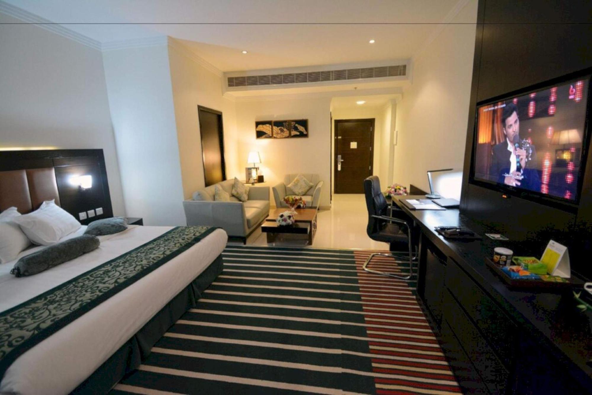ריאד Sunday Millennia Hotel מראה חיצוני תמונה