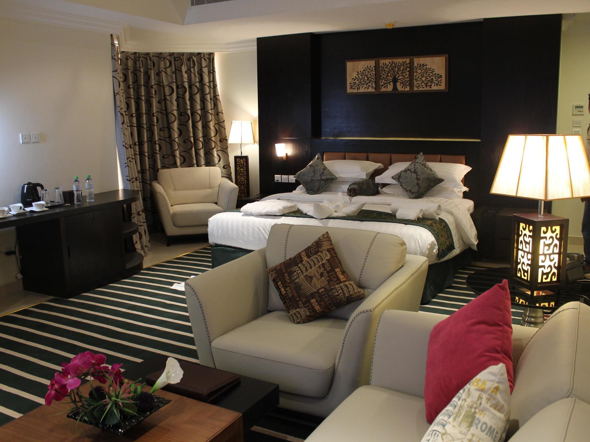 ריאד Sunday Millennia Hotel מראה חיצוני תמונה